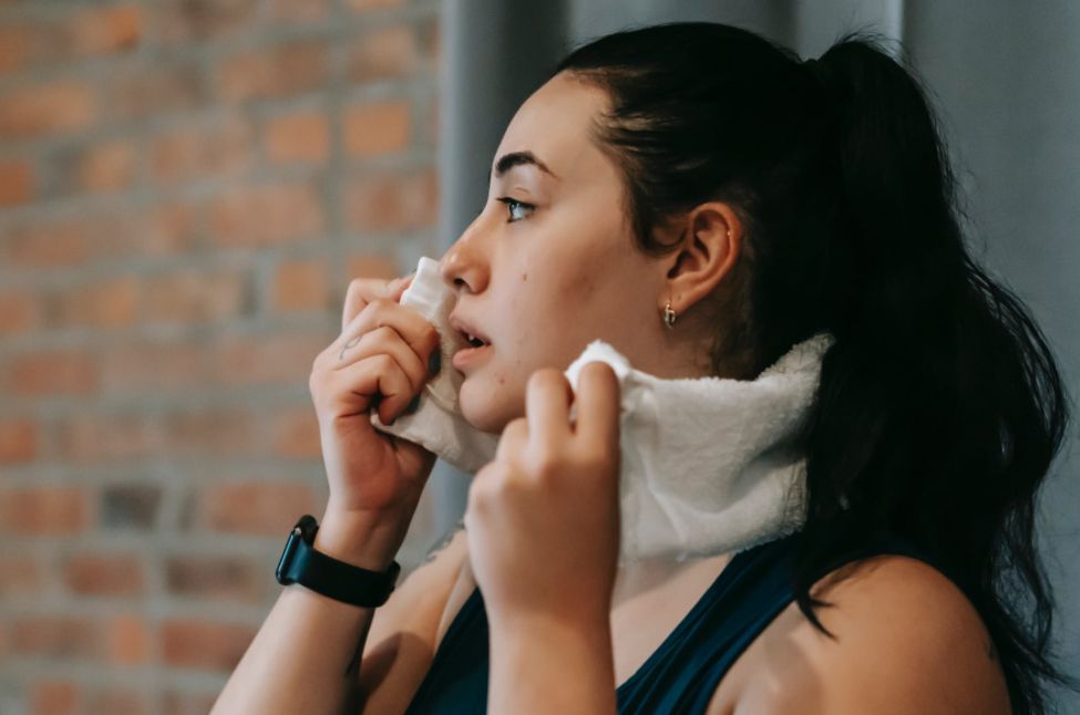 Keringat yang Terlalu Lama di Kulit