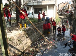 Walhi Sebut Implementasi Program Kang Pisman Oded-Yana Masih Lemah