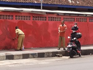Jokowi Datang, Mural Hilang