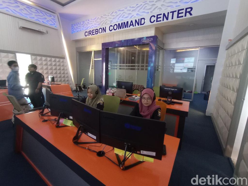 Cerita Petugas Layanan 112 Cirebon: Kena Laporan Prank Tiap Hari! Cerita Petugas Layanan 112 Cirebon: Kena Laporan Prank Tiap Hari!