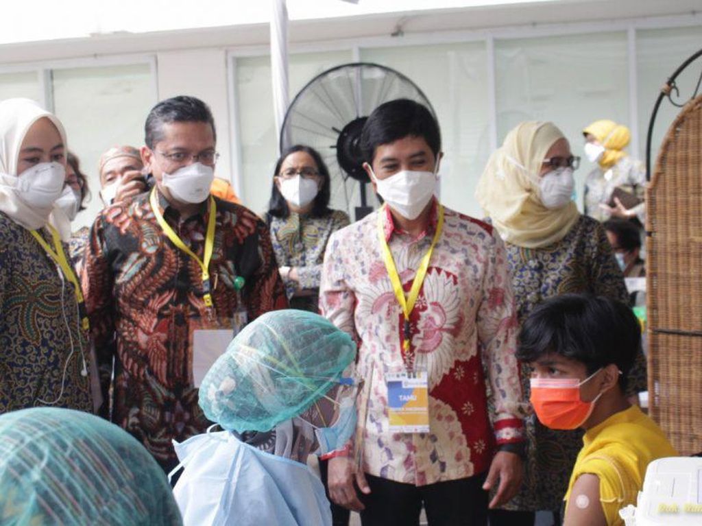 UI Buka Sentra Vaksinasi di Kampus Salemba, Cek Kuota dan Cara Daftarnya UI Buka Sentra Vaksinasi di Kampus Salemba, Cek Kuota dan Cara Daftarnya