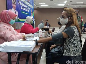 Antusiasme Transpuan dan ODHA di Serang Jalani Vaksinasi COVID-19