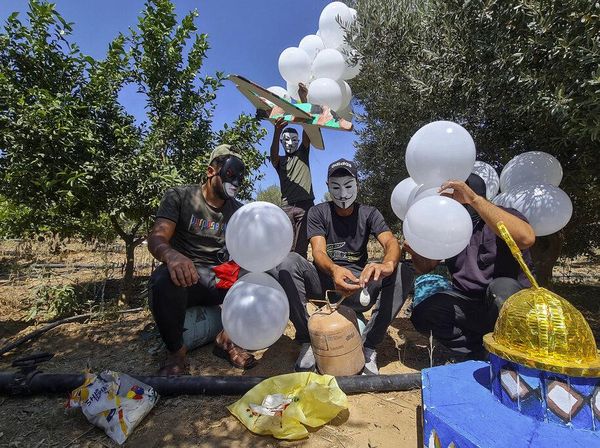 Lagi, Warga Palestina Kirim Balon Api Tanda Perlawanan ke Israel