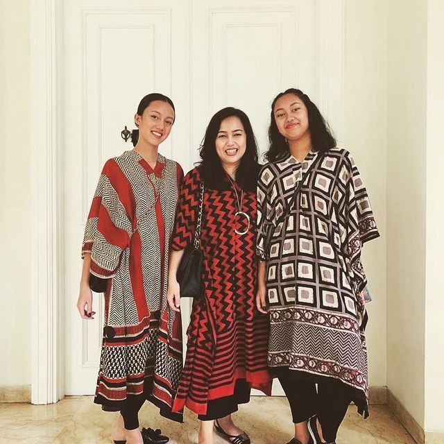 Anggi Kadiman adalah mantan istri pertama Tora Sudiro sebelum menikah dengan Mieke Amalia. Yuk intip potretnya!