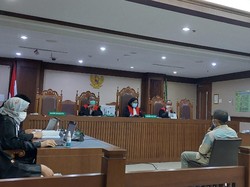 Saksi Ungkap Pelindo II Tanda Tangani Kontrak Kosong di Proyek QCC