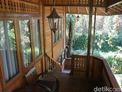 Vila Jambuluwuk Puncak Bogor Pas Buat Staycation Keluarga