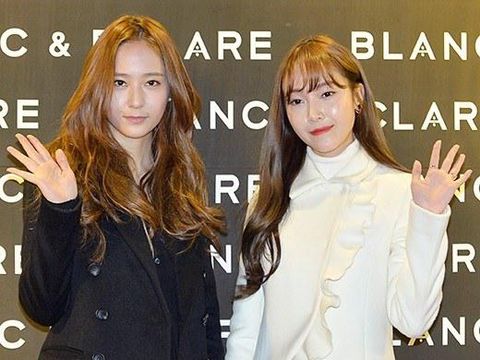 Jung Sisters di acara launching brand BLANC & ECLARE