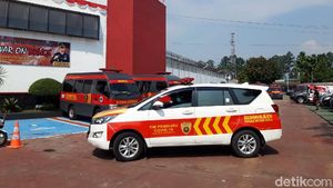 Jajaran Ambulans Siaga Usai Kebakaran Maut Lapas Tangerang