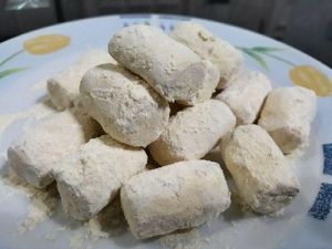 Kue Batang Buruk Khas Riau Tercipta karena Kisah Cinta Tak Terbalas