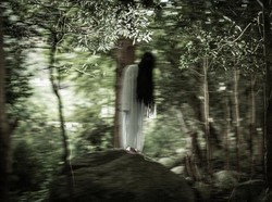 5 Makanan Pengusir Makhluk Gaib, Garam hingga Bawang Putih