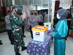 Panglima TNI Minta Satgas Tak Lengah Meski Kasus COVID-19 di Pontianak Turun