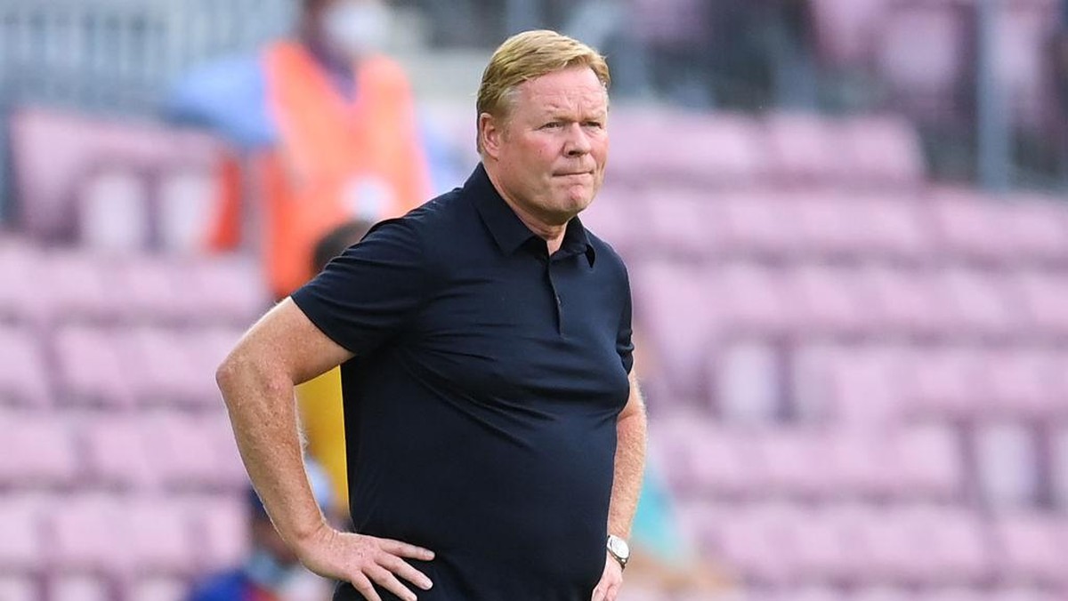 Ronald Koeman menanggapi kabar pemecatan dirinya usai laga Atletico vs Barcelona di akhir pekan ini. (Foto: Getty Images/David Ramos)