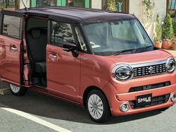 Imut! Suzuki WagonR Meluncur Pakai Pintu Geser Plus 4WD