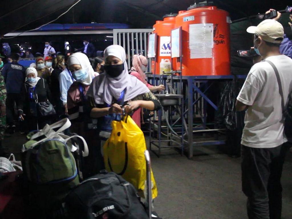 25 WNI Korban Perdagangan Orang Dipulangkan dari Suriah 25 WNI Korban Perdagangan Orang Dipulangkan dari Suriah