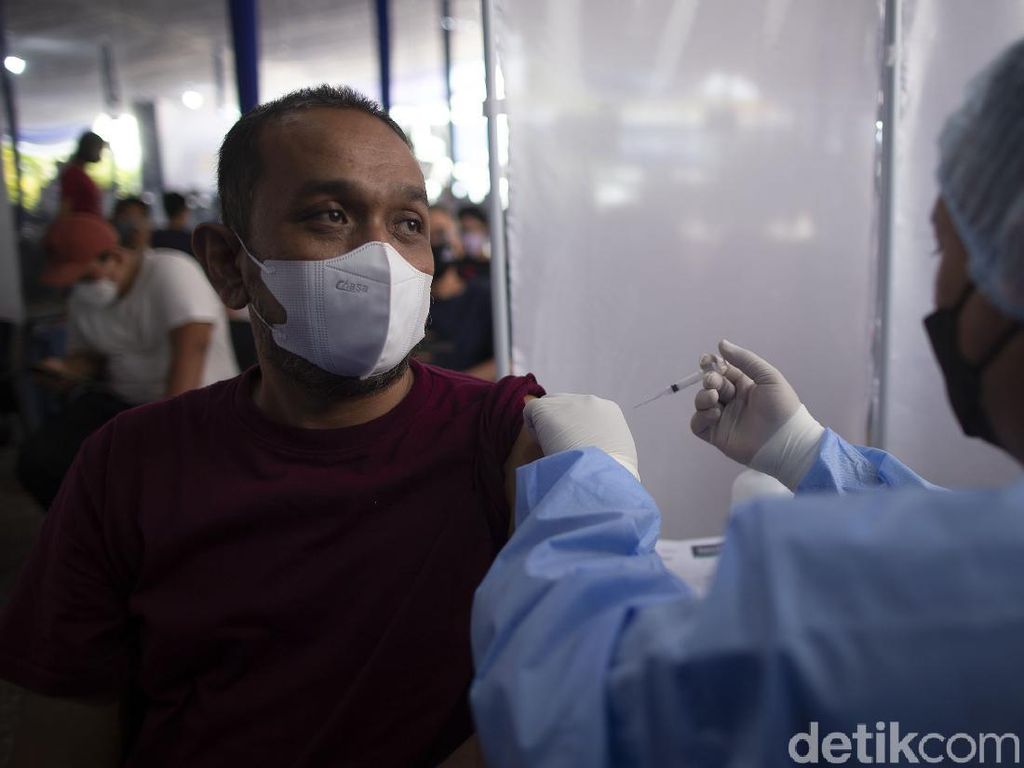 Cemas Varian Delta Plus, Komisi VI DPR Pertanyakan Efektivitas Vaksin Cemas Varian Delta Plus, Komisi VI DPR Pertanyakan Efektivitas Vaksin