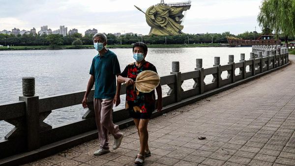 Ini Dia Patung Guan Yu Dibongkar Karena Retak