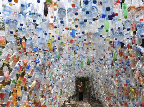 Karya Kreatif Museum Plastik di Gresik