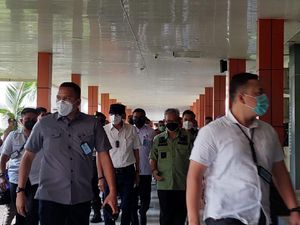 Yasonna Jenguk Korban Kebakaran Maut Lapas Tangerang di RS