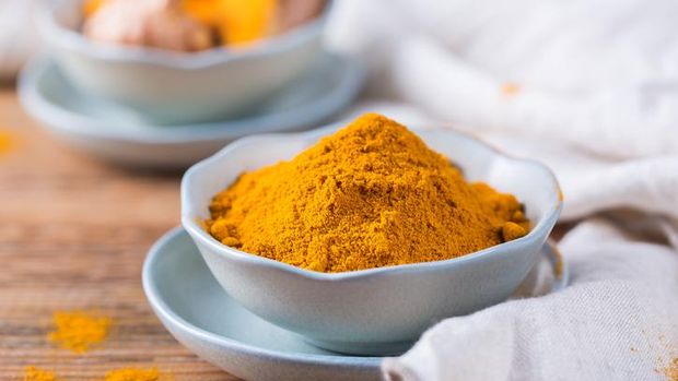Minuman racikan kopi campur kunyit bermanfaat untuk tubuh, salah satunya bisa meningkatkan imunitas tubuh.