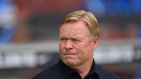 Pertama, Ronald Koeman tidak pasang badan buat pemain. Koeman seolah tak ragu kalau hasil buruk di lapangan adalah salah pemainnya sendiri! (Getty Images/David Ramos)