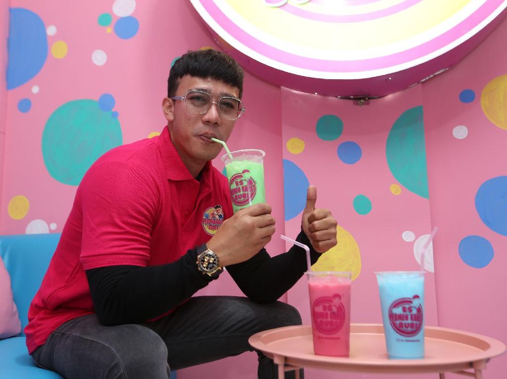 Jualan Es Permen Karet Ruri Repvblik Makin Moncer Jualan Es Permen Karet Ruri Repvblik Makin Moncer