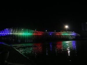 Foto: Aduhai, Semarang Bridge Fountain Menari Lagi Foto: Aduhai, Semarang Bridge Fountain Menari Lagi
