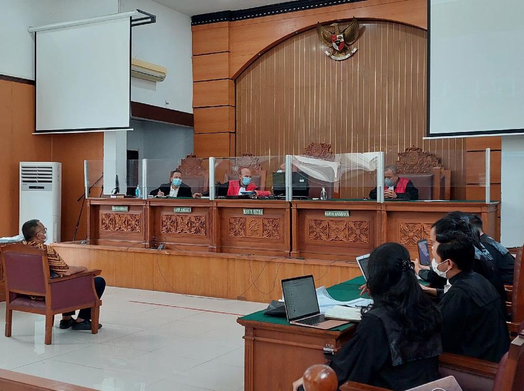 Jaksa Kesampingkan Saksi-Bukti dari Jumhur Hidayat, Pengacara: Sesat Pikiran!