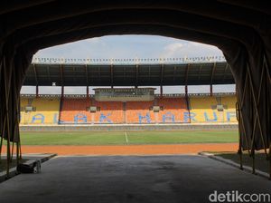 Melihat Kondisi Terkini Stadion Si Jalak Harupat