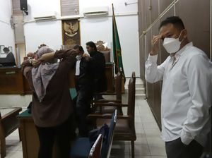 Seloroh Vicky Prasetyo Ditanya Bakal Nikah Lagi Usai Cerai dari Kalina Seloroh Vicky Prasetyo Ditanya Bakal Nikah Lagi Usai Cerai dari Kalina