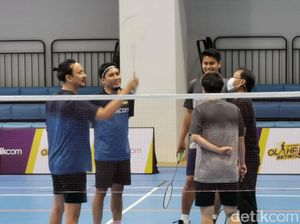 Fun Match Owi/Butet Vs Vincent/Desta, Simak Lagi Keseruannya! Fun Match Owi/Butet Vs Vincent/Desta, Simak Lagi Keseruannya!