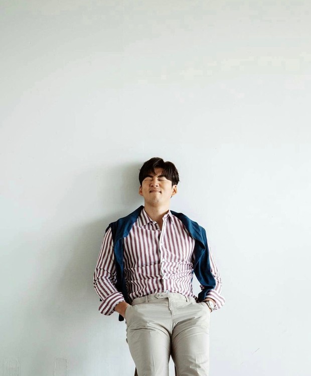 Salah satu artis generasi satu pada masanya, yaitu Yoon Kye Sang g.o.d, juga mengumumkan pernikahannya di 2021 ini.