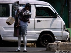 Pemerintah Diminta Tertibkan Fenomena Manusia Silver yang Diharamkan MUI