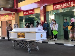 Tangis Keluarga Warnai Penyerahan Jenazah Rudhi, Korban Lapas Tangerang