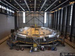 Matahari Buatan Terbesar Dunia Selesai Dirakit, Menyala 2039