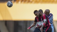 Ini adalah kemenangan pertama Persela. Bagi Persipura ini adalah kekalahan kedua secara beruntun.
