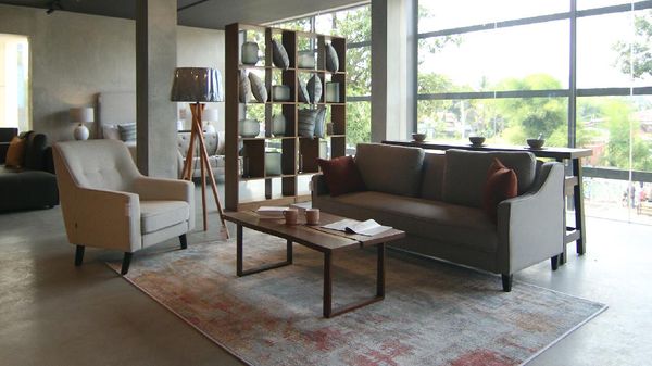 Potret Pameran Furnitur Unik Berkonsep Hemat Energi