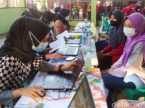 Siap Gelar PTM, Ratusan Pelajar SMP di Blora Jalani Vaksinasi Siap Gelar PTM, Ratusan Pelajar SMP di Blora Jalani Vaksinasi