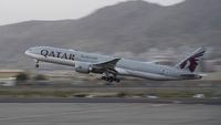 Taliban Izinkan WNA Pergi, Ratusan Warga Asing Tinggalkan Afghanistan