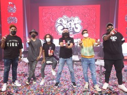 Makna Kupu-Kupu Biru Pada Logo Slank