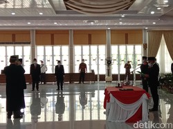 Lantik Kadinkes Baru, Gubsu Edy Minta Tak Ragu-ragu Tangani Corona