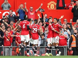 Ronaldo Dua Gol, Manchester United Libas Newcastle 4-1