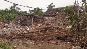 Foto-foto Terkini Rumah yang Hancur Imbas Ledakan di Pasuruan