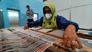 Gawat! Tenun Gadod Khas Majalengka Terancam Punah