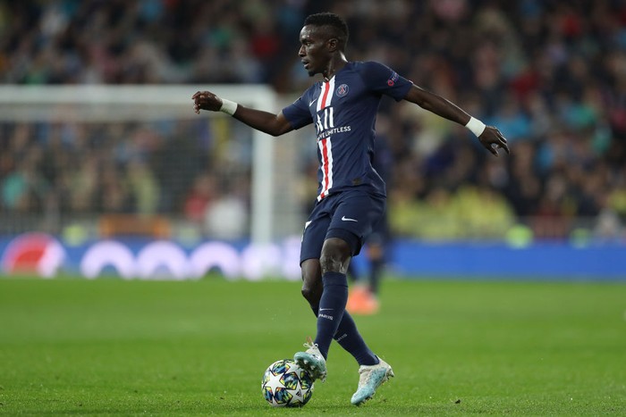 Idrissa Gueye , Georginio Wijnaldum MADRID, SPAIN - NOVEMBER 26: Idrissa Gueye of Paris Saint-Germain runs with the ball during the UEFA Champions League group A match between Real Madrid and Paris Saint-Germain at Bernabeu on November 26, 2019 in Madrid, Spain. (Photo by Angel Martinez/Getty Images)