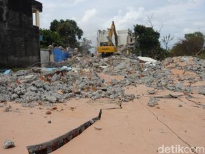 Kampung Miliarder di Sleman Mulai Dibongkar