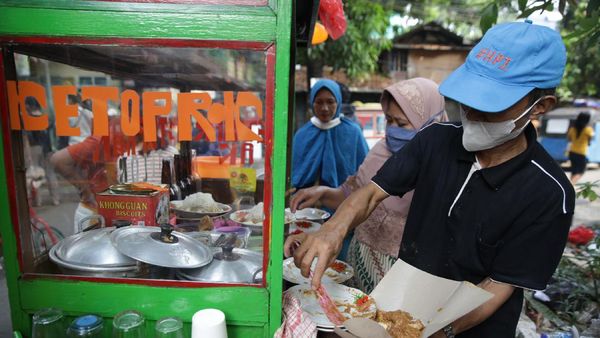 Kerja Keras Mendorong UMKM di Masa Pandemi