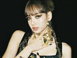 Permintaan Maaf Lisa BLACKPINK soal Gaya Rambut di Video Money