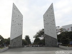 Cerita dan Makna Monumen Pahlawan COVID-19 di Jawa Barat