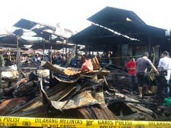 Pasar Bawah Bukittinggi Kebakaran, 300 Kios Hangus