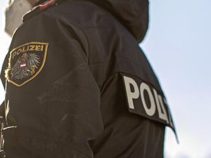 Pria Austria Simpan Mayat Ibunya di Basement Demi Uang Pensiun